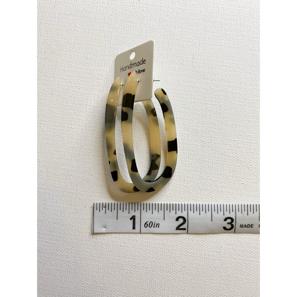 Acrylic acetate earrings